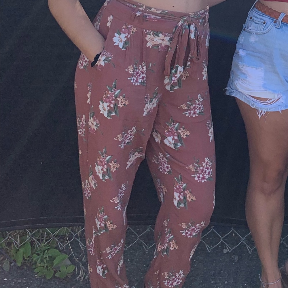 AE Coral Floral Pants